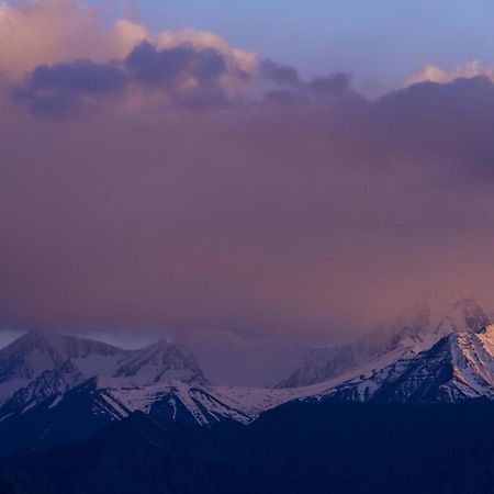 Rainbow Hostelier Leh Exterior foto